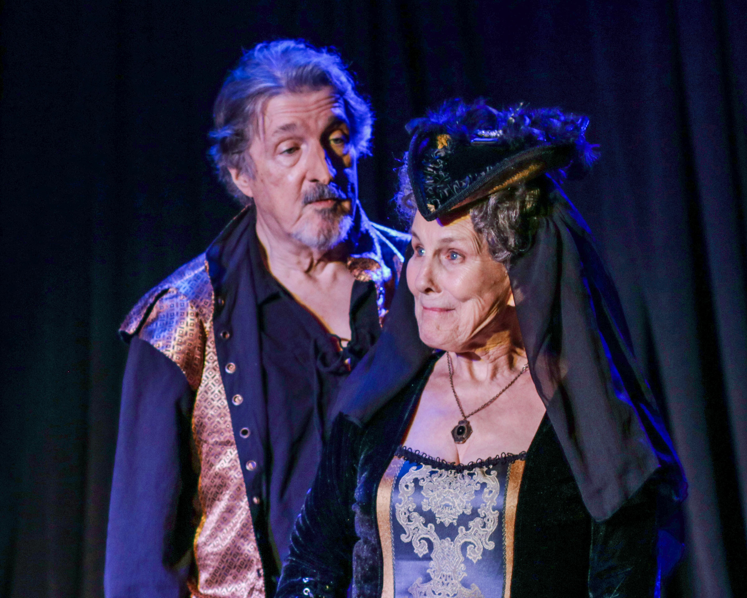 Cyrano on-the-Moon-4x5_0061